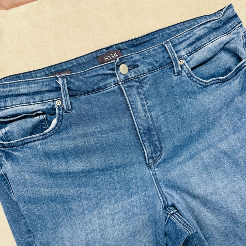 NYDJ Straight Leg Jeans in Light Blue Wash